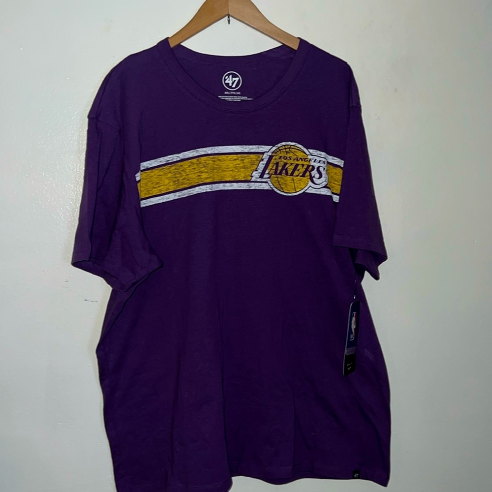 NWT Lakers t-shirt. Brand: '47. Size:XXL.